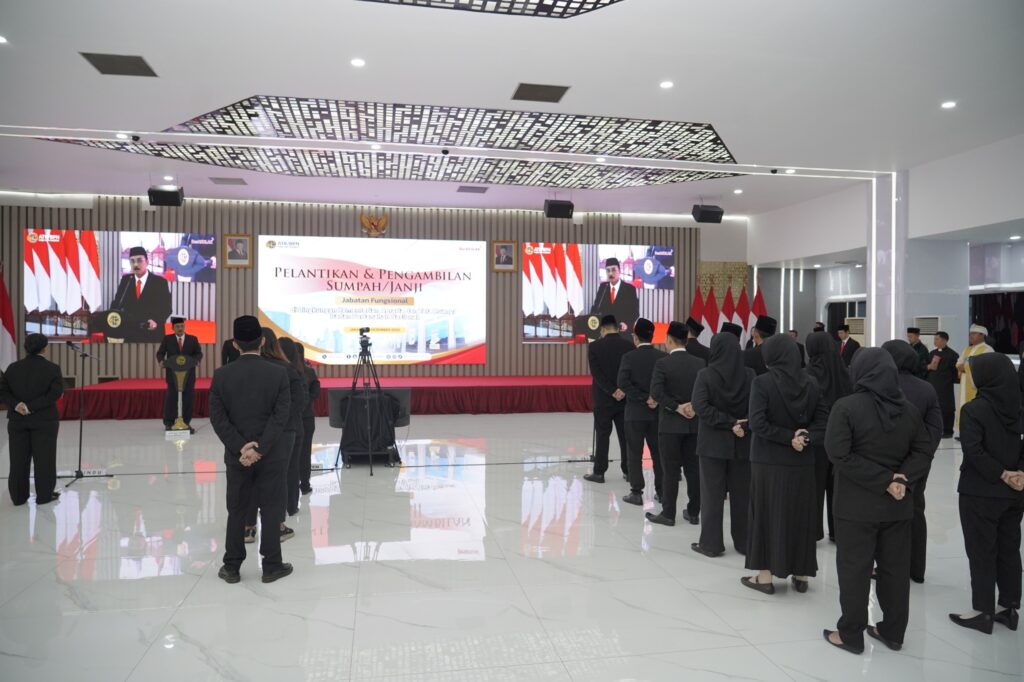 3f30d932-072e-4d6c-baf7-a0956f09b0e7